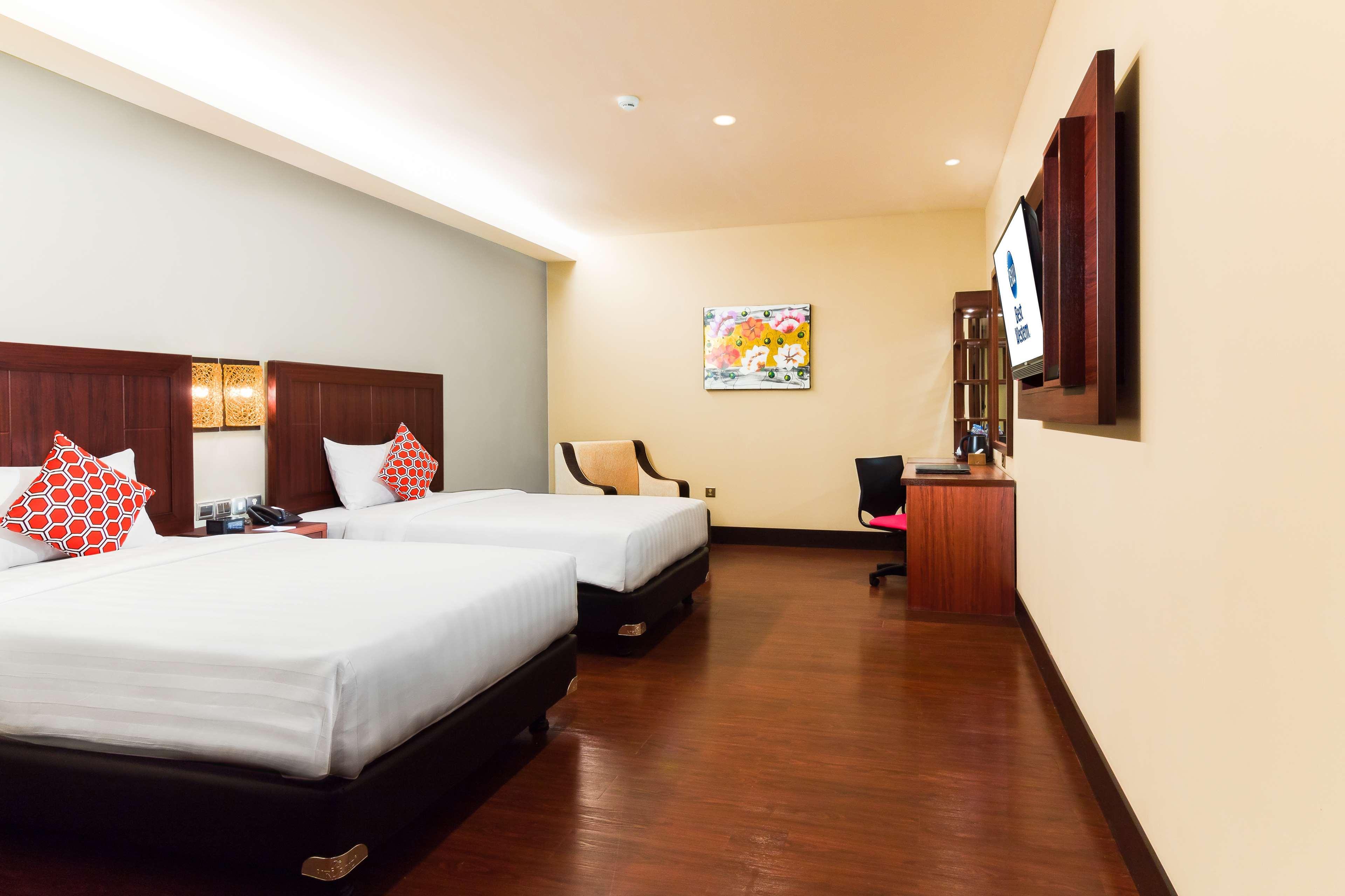 Best Western Plus Taft Inn Экстерьер фото